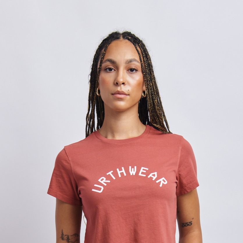 Arch Logo Midweight Crew Tee, Ash Red
