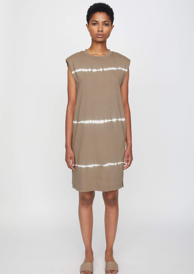 Beijing Dress Tiedye, Taupe by Just Female - Sustainable