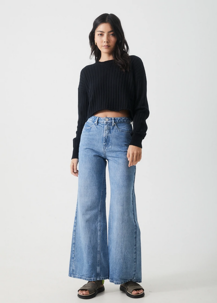 Downtown Cropped Sweater, Black